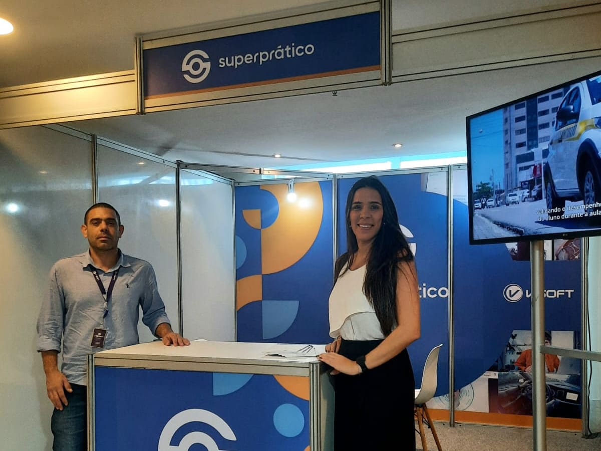 Plataforma de inteligência artificial para CFCs é discutida em evento em Fortaleza